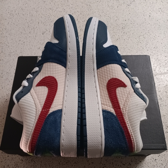 Jordan 1 low - Picture 5 of 10